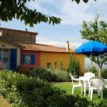 Farm Holidays La Baghera - La Baghera Alta - Angiolino Apartment - Garden