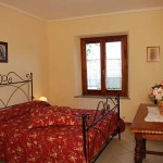 Farm Holidays La Baghera - La Baghera - Leporaia Apartment - Master Bedroom
