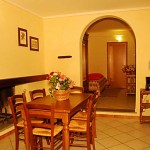 Farm Holidays La Baghera - La Baghera - Leporaia Apartment - Living Room